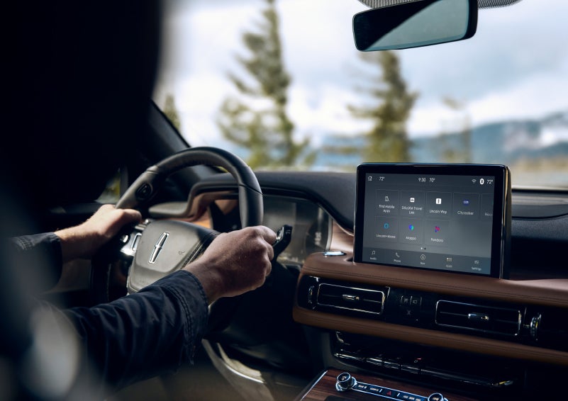 The center touch screen in a 2024 Lincoln Aviator® SUV is shown | Pinnacle Lincoln in Nicholasville KY